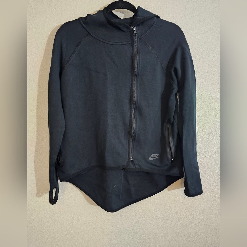 Nike Tech Jacket Medium Black Cape